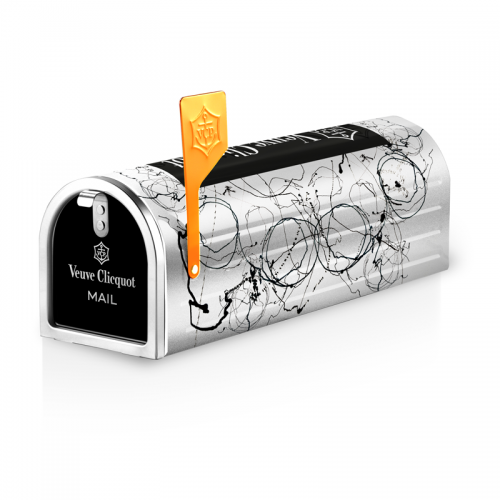 Clicquot-mailbox---34-profile-from-the-left